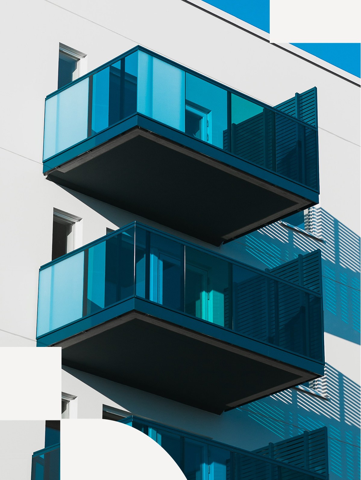 Edificio con balcones